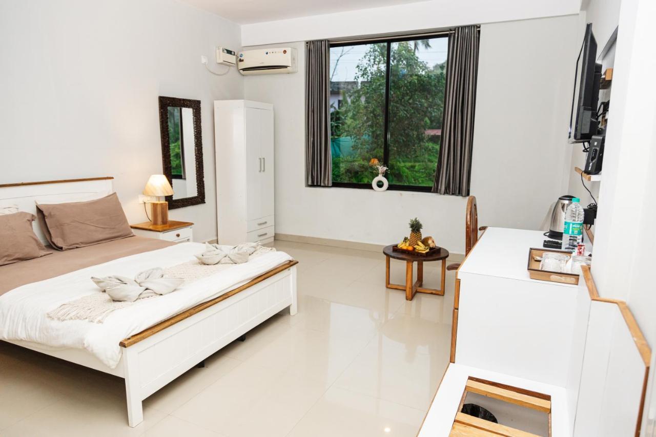 Fourteen Pods By The Sea Hotel Morjim Exterior foto