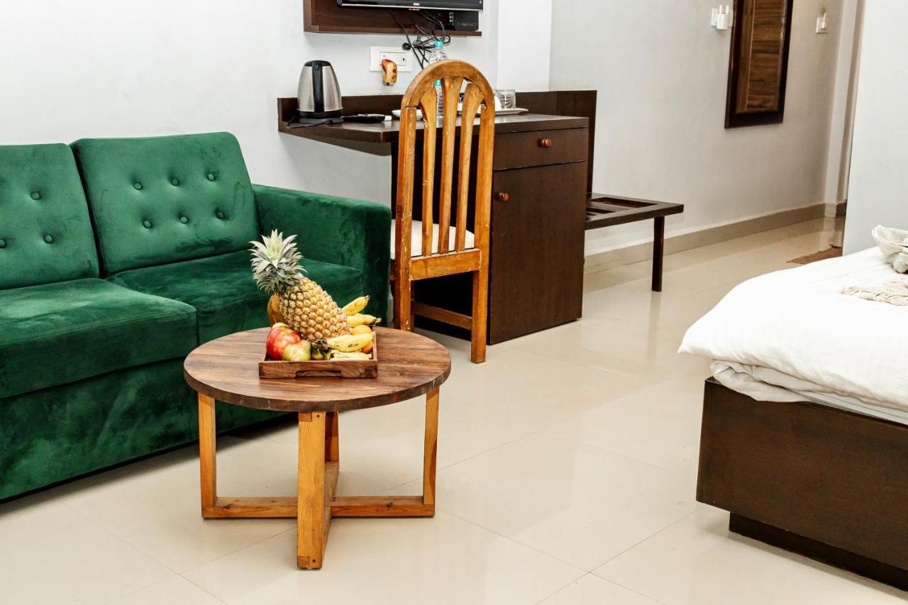 Fourteen Pods By The Sea Hotel Morjim Exterior foto